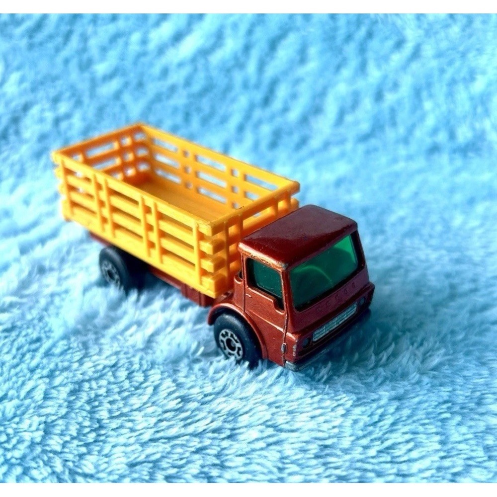 MATCHBOX LESNEY SUPERFAST DODGE CATTLE TRUCK 1976 NO.71 #333